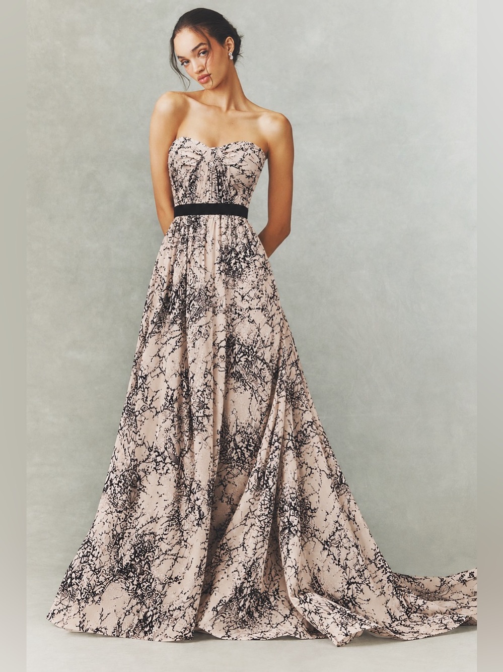 🤍 BCBGMAXAZRIA Amber Strapless Gown Soft Petal Combo Size 0